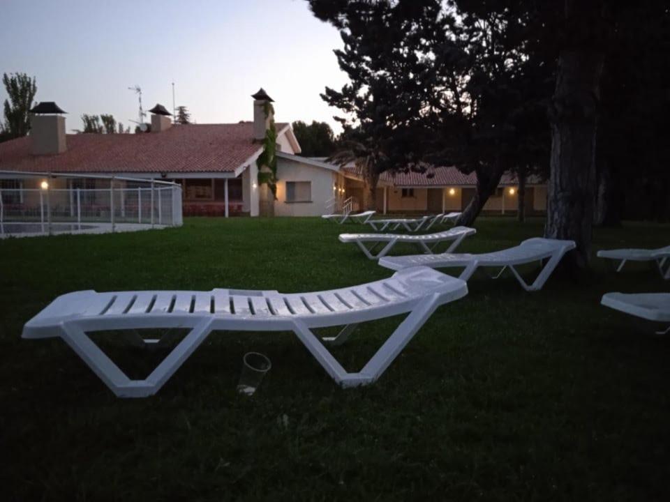 Auberge de jeunesse Albergue Zaragoza Camping