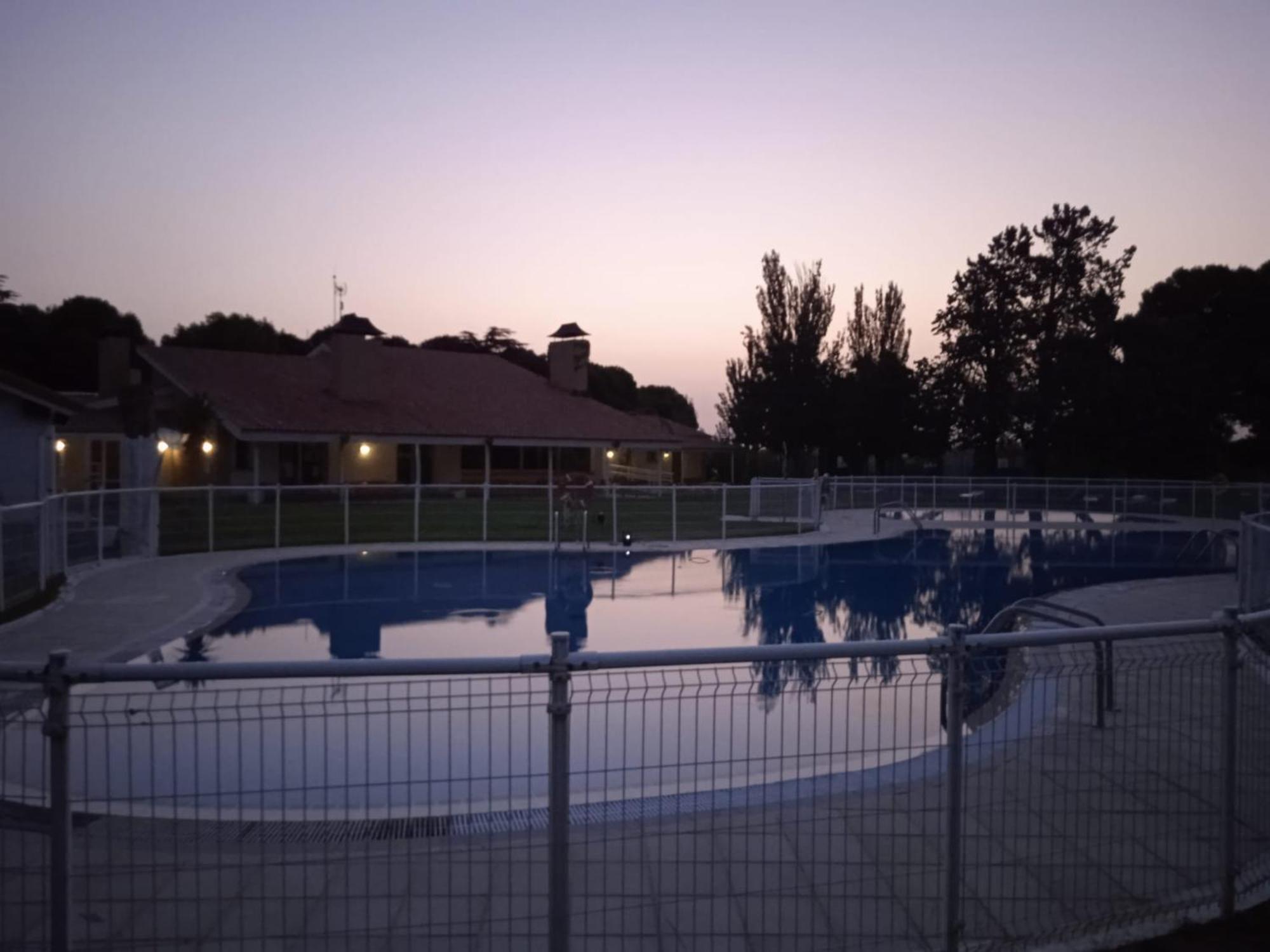 Albergue Zaragoza Camping Auberge de jeunesse *